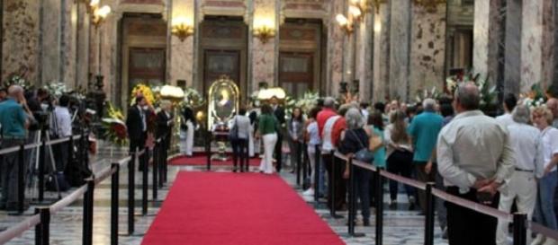 Los ciudadanos despidieron a Galeano Los ciudadanos despidieron a Galeano