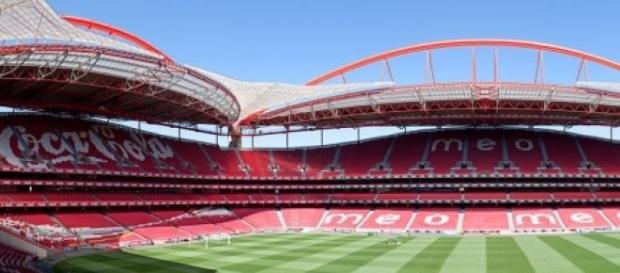 Lotação esgotada para o 'jogo do título' Lotação esgotada para o 'jogo do título'