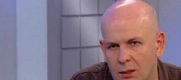 Oles Buzina a été abattu à Kiev. Oles Buzina a été abattu à Kiev.