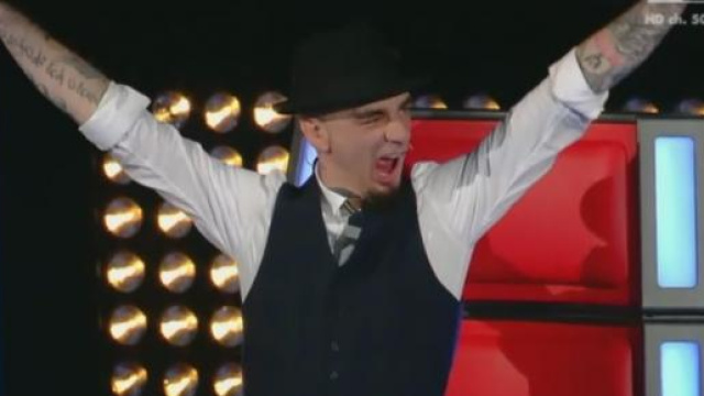 J-Ax prepara il suo team per i live di TVOI