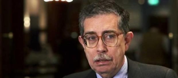 Ex-Ministro da Ciência e Tecnologia, Mariano Gago. Ex-Ministro da Ciência e Tecnologia, Mariano Gago.