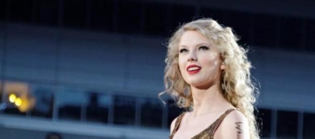 Taylor Swift 'libera da Styles con Calvin Harris Taylor Swift 'libera da Styles con Calvin Harris