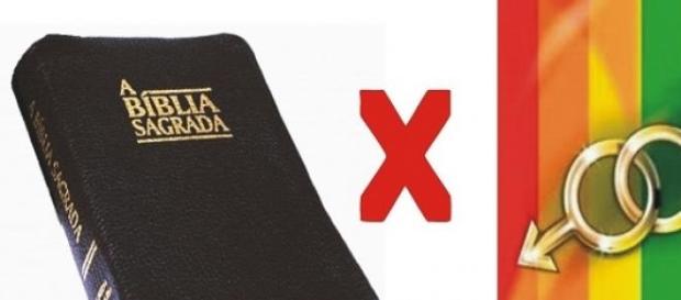35 anos entre a religião e a homossexualidade 35 anos entre a religião e a homossexualidade