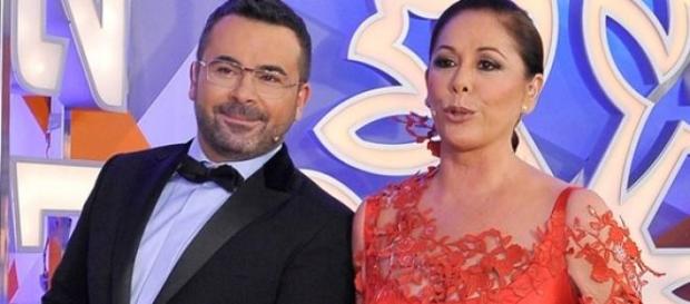 La foto deseada por Telecinco en Supervivientes La foto deseada por Telecinco en Supervivientes