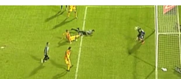 Óbolo y el gol que definió el triunfo ante Crucero Óbolo y el gol que definió el triunfo ante Crucero