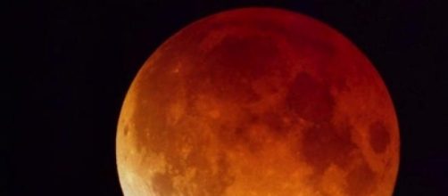 Sabato la Terra si metterà fra il Sole e la Luna