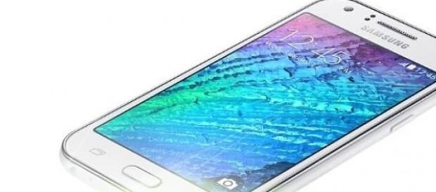 Filtrado el nuevo smartphone Samsung Galaxy J7. Filtrado el nuevo smartphone Samsung Galaxy J7.