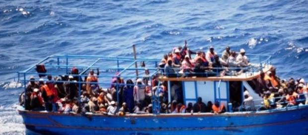 A imigração ilegal é um problema na Europa A imigração ilegal é um problema na Europa