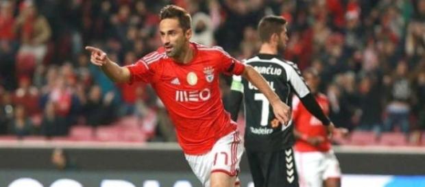 Jonas em alta no ataque do Benfica Jonas em alta no ataque do Benfica