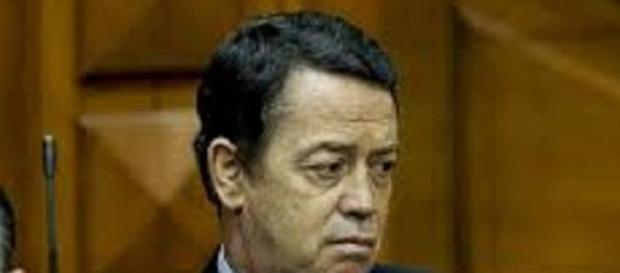 Manuel Pinho pretende obter reforma antecipada Manuel Pinho pretende obter reforma antecipada