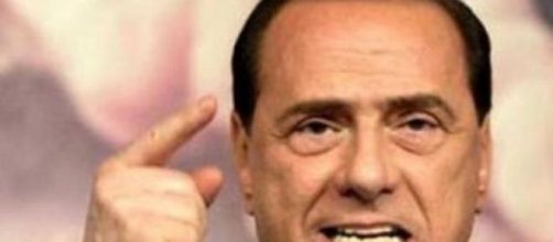 Berlusconi commissaria Forza Italia.