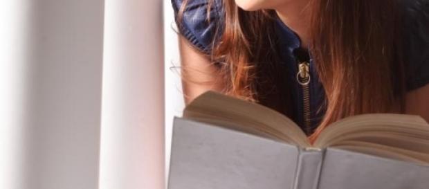 Beneficios del hábito de lectura Beneficios del hábito de lectura
