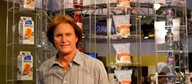 Bruce Jenner, bientôt femme? Bruce Jenner, bientôt femme?