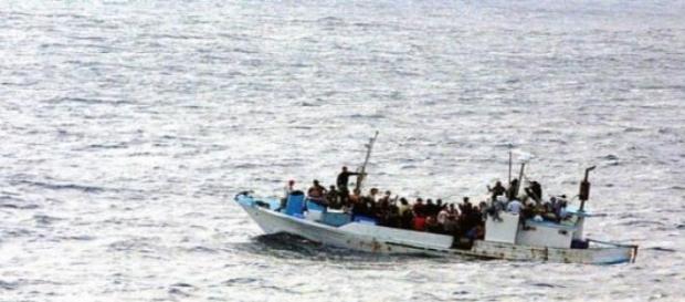 Das Mittelmeer: Seegrab für tausende Flüchtlinge Das Mittelmeer: Seegrab für tausende Flüchtlinge