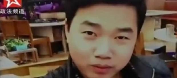 Il Casanova cinese con 17 fidanzate Il Casanova cinese con 17 fidanzate