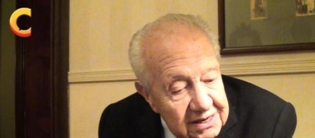 Mário Soares regressou a Évora esta quarta-feira. Mário Soares regressou a Évora esta quarta-feira.