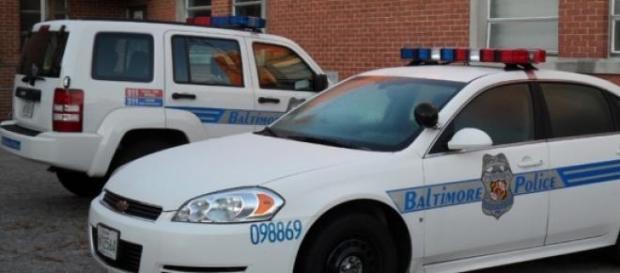 Six policiers de Baltimore sont sous enquètes. Six policiers de Baltimore sont sous enquètes.