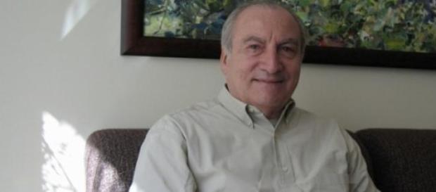 Tomás Eloy Martínez escritor y periodista tucumano Tomás Eloy Martínez escritor y periodista tucumano