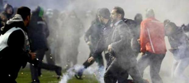 Vítor Pereira viveu de perto a violência grega Vítor Pereira viveu de perto a violência grega