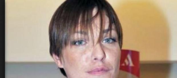 Loredana Errore si sente "tradita" da Maria. Loredana Errore si sente "tradita" da Maria.