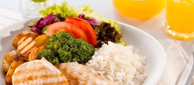 Reeducação alimentar: emagreça de forma saudável Reeducação alimentar: emagreça de forma saudável