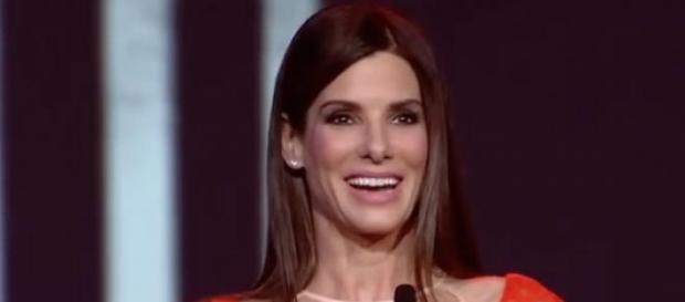 Sandra Bullock élue plus belle femme du monde 2015 Sandra Bullock élue plus belle femme du monde 2015