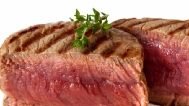 Carne rossa alla griglia.