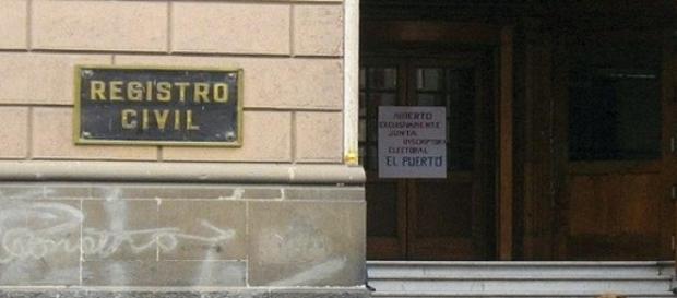 Fachada de uno de los muchos Registros que existen Fachada de uno de los muchos Registros que existen