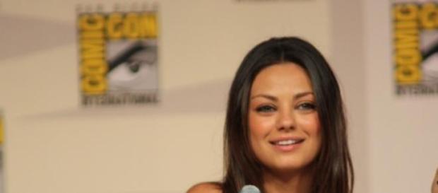Hat Mila Kunis ein Huhn gestohlen? Hat Mila Kunis ein Huhn gestohlen?