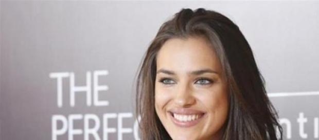 Irina Skayk foi alvejada por sniper Irina Skayk foi alvejada por sniper
