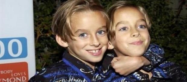 Sawyer Sweeten mit seinem Zwillingsbruder. Sawyer Sweeten mit seinem Zwillingsbruder.