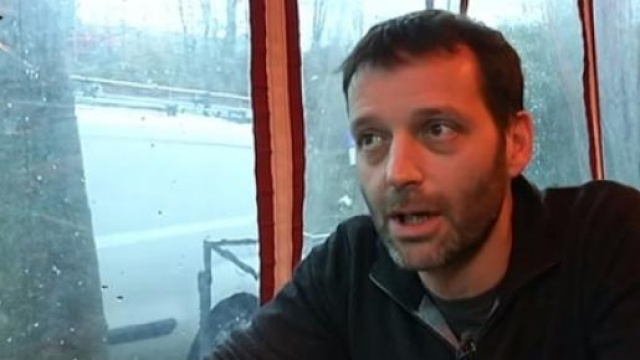 Capture d'écran d'une interview pour iTélé.