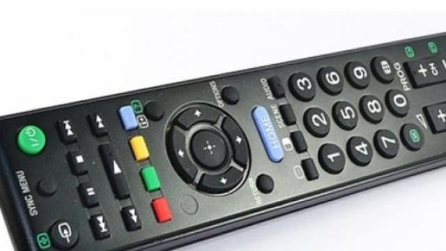 Programmi Tv Rai e Mediaset stasera 28 aprile 2015