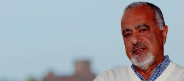 Cândido Ferreira é um reputado médico nefrologista Cândido Ferreira é um reputado médico nefrologista