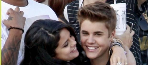 Justin Bieber quiere recuperar a Selena Gómez Justin Bieber quiere recuperar a Selena Gómez