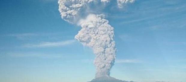 Le volcan Calbuco est toujours très instable. Le volcan Calbuco est toujours très instable.
