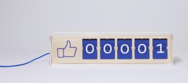 Qual foi o seu primeiro 'Gosto' no facebook? Qual foi o seu primeiro 'Gosto' no facebook?