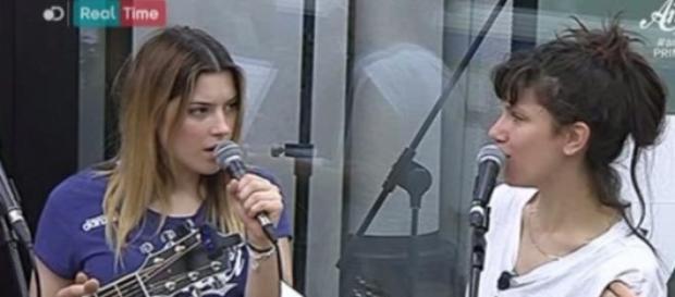 Amici 14: Elisa manterrà la promessa a Paola? Amici 14: Elisa manterrà la promessa a Paola?