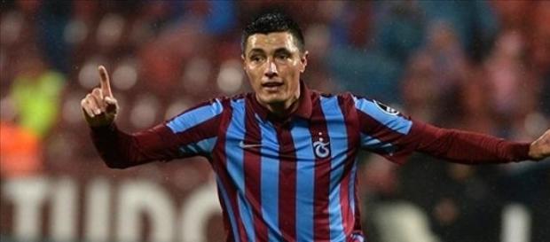 Oscar Cardozo brilha agora na Turquia Oscar Cardozo brilha agora na Turquia