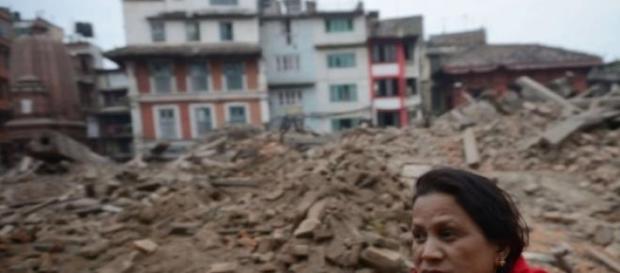 Rezultatul dezastruos al seismului din Nepal Rezultatul dezastruos al seismului din Nepal