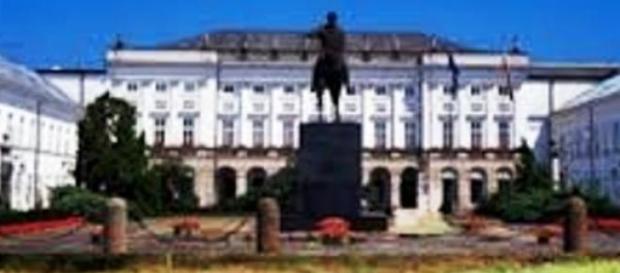 warzywniak przed Pałacem Prezydenckim - fotomontaż warzywniak przed Pałacem Prezydenckim - fotomontaż