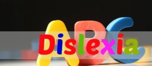 UFMG abre curso sobre dislexia