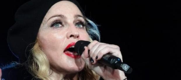 Madonna hat einen neuen Jungspund an der Angel. Madonna hat einen neuen Jungspund an der Angel.