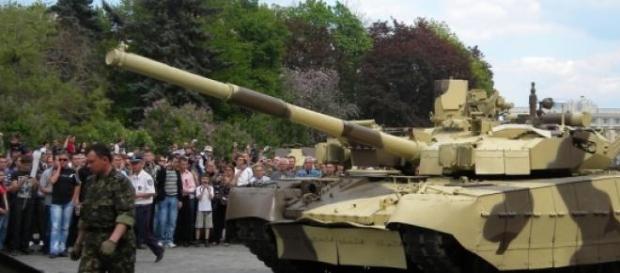 Panzer für den Frieden - Motorräder gegen Krieg? Panzer für den Frieden - Motorräder gegen Krieg?
