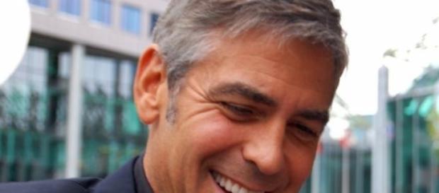 George Clooney hat es nicht leicht. George Clooney hat es nicht leicht.