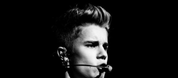 Justin Bieber, la pop star cambia look Justin Bieber, la pop star cambia look