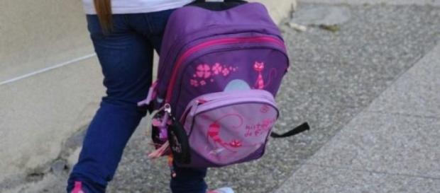 La fillette de 10 ans est enceinte de 5 mois. La fillette de 10 ans est enceinte de 5 mois.