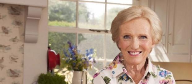 Mary Berry é agora das mais sexy do planeta. Mary Berry é agora das mais sexy do planeta.