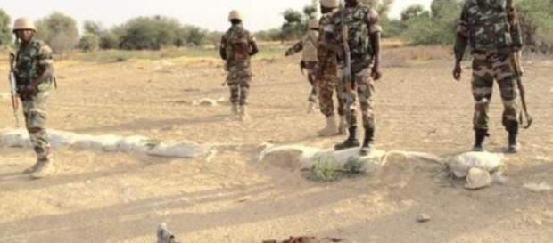 Nigeryjska armia kontra Boko Haram Nigeryjska armia kontra Boko Haram