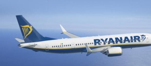 Ryanair faz ligações entre a Europa a baixo custo Ryanair faz ligações entre a Europa a baixo custo